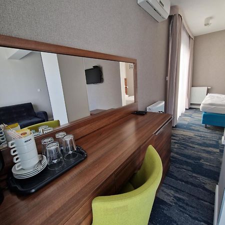 Apartamenty Amberhome เมียนซิดดรอแย ภายนอก รูปภาพ
