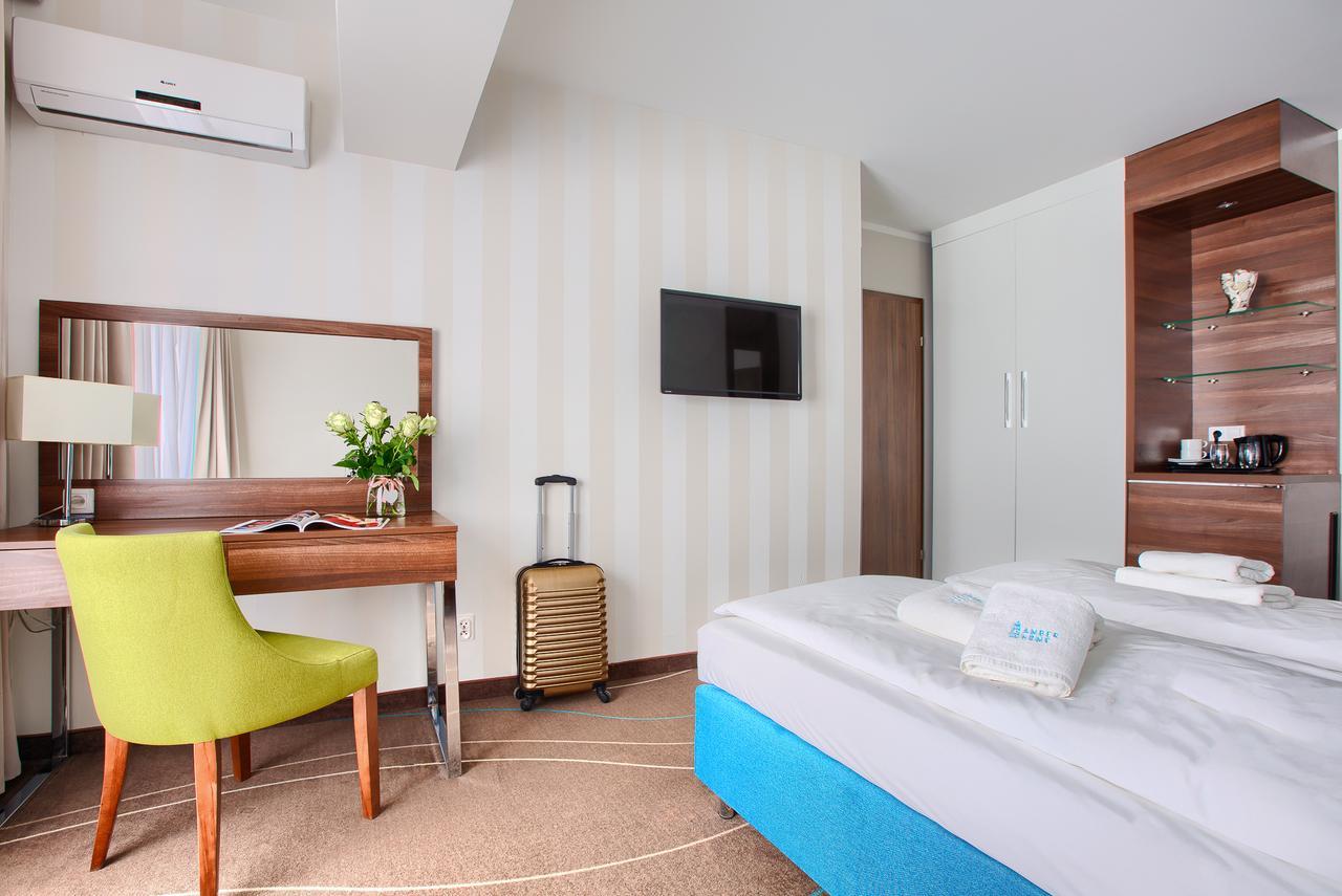Apartamenty Amberhome เมียนซิดดรอแย ภายนอก รูปภาพ
